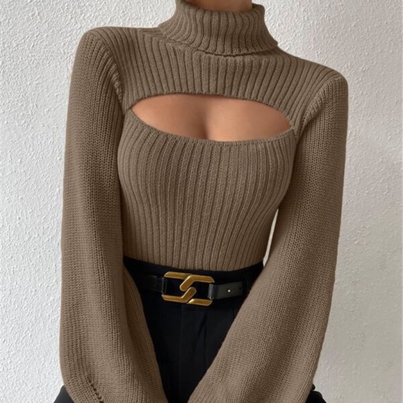 Cut Out Top - Picture 1 of 4